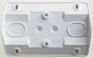 Розетка силовая (штепсельная) PA16-105B